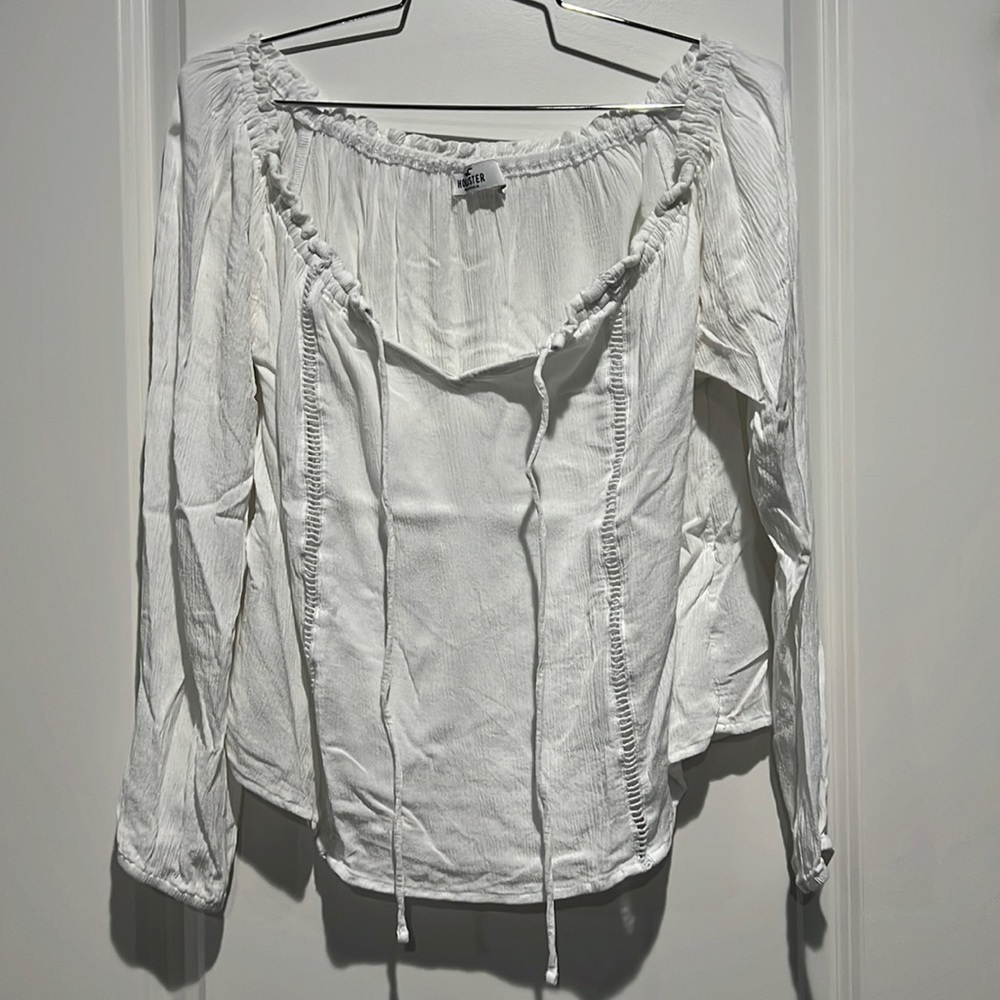 HOLLISTER long sleeve shirt. Size large.